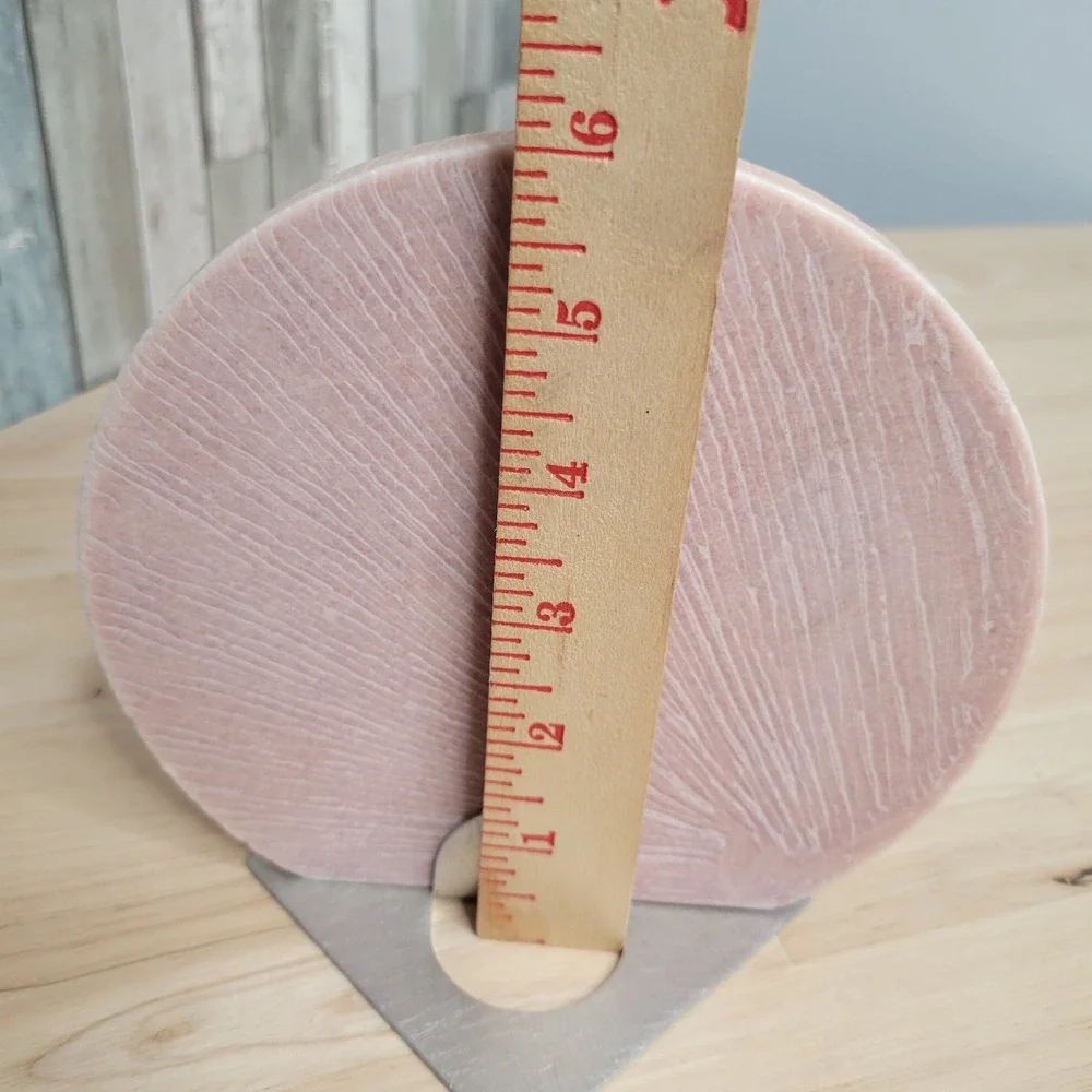 Klaner Geo Kerze Disc Candle with Aluminum Stand Pink Geometric Art Deco Austria
